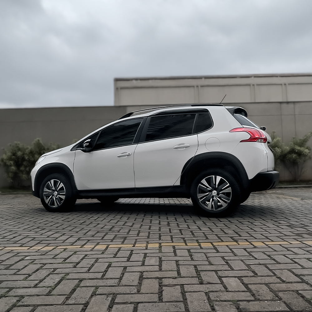 Peugeot 2008 - Gearhead Carros Premium