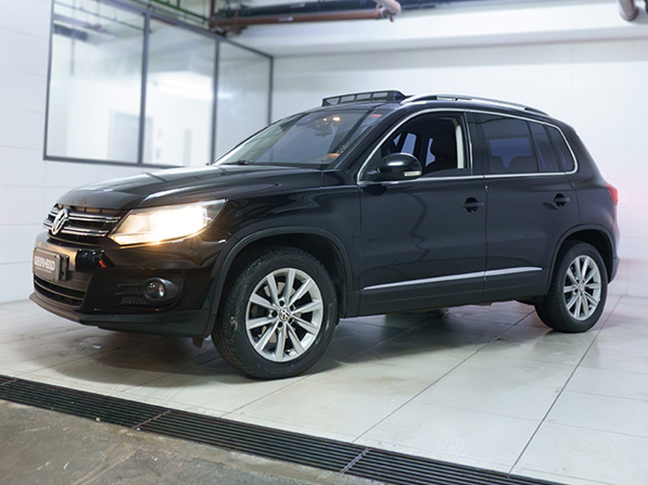 LP-Hero-img-VOLKSWAGEN-TIGUAN-BLINDADO-2014