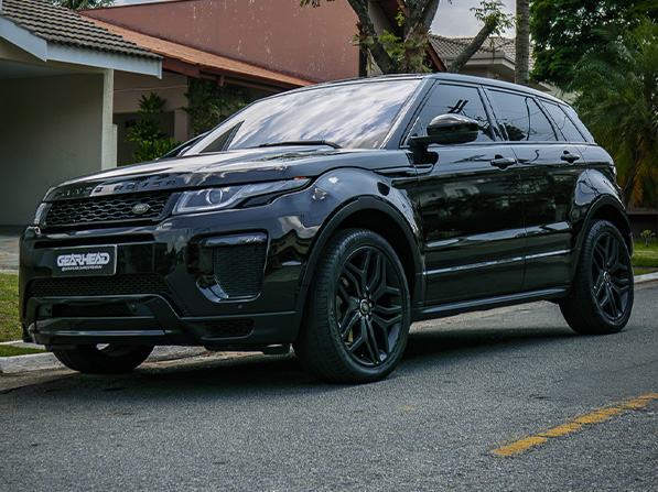 LP-Hero-img-LANDROVER-EVOQUE-HSE-2018