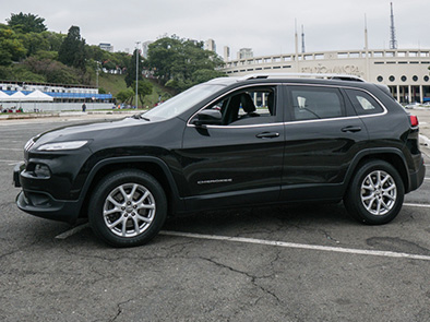 LP-AUX-img1-JEEP-Cherokee-blindado