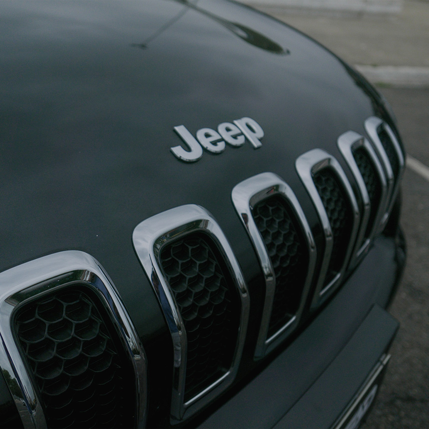 SITE_galeria-JEEP-Cherokee-blindado-04