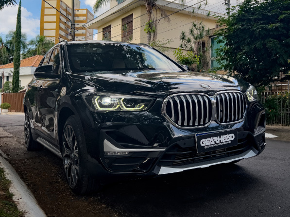 LP-Hero-img-BMW-X1-SDRIVE-XLINE-BLINDADA-HITECH-2022