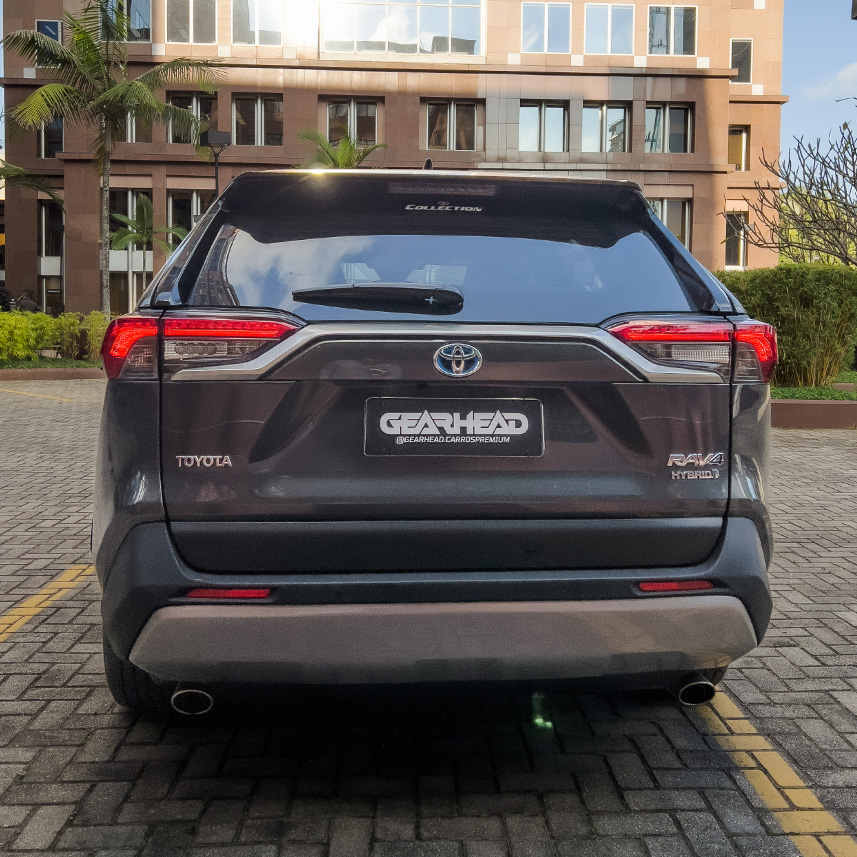galeria-Toyota-RAV4-S-Hybrid-2019-blindado-08