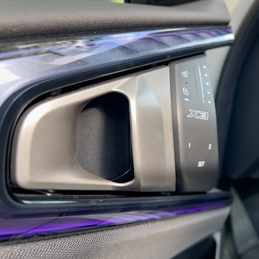 galeria-BMW-X3-30xLINE-MSPORT-2026-0km-04