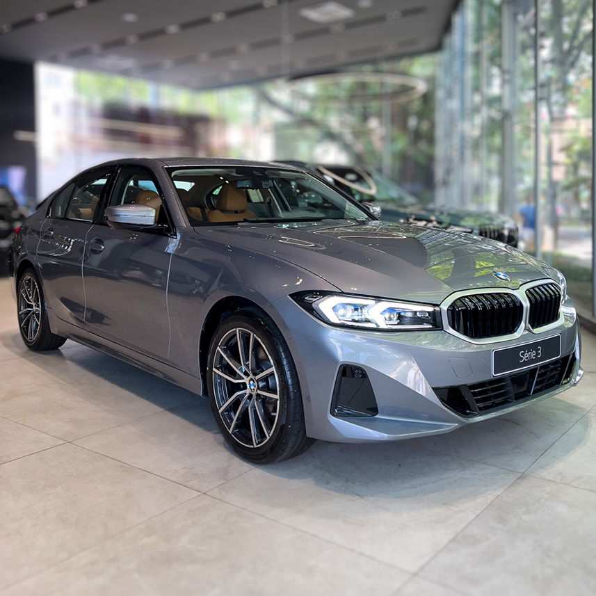 galeria-BMW320-SPORT-GP-2026-0KM-03