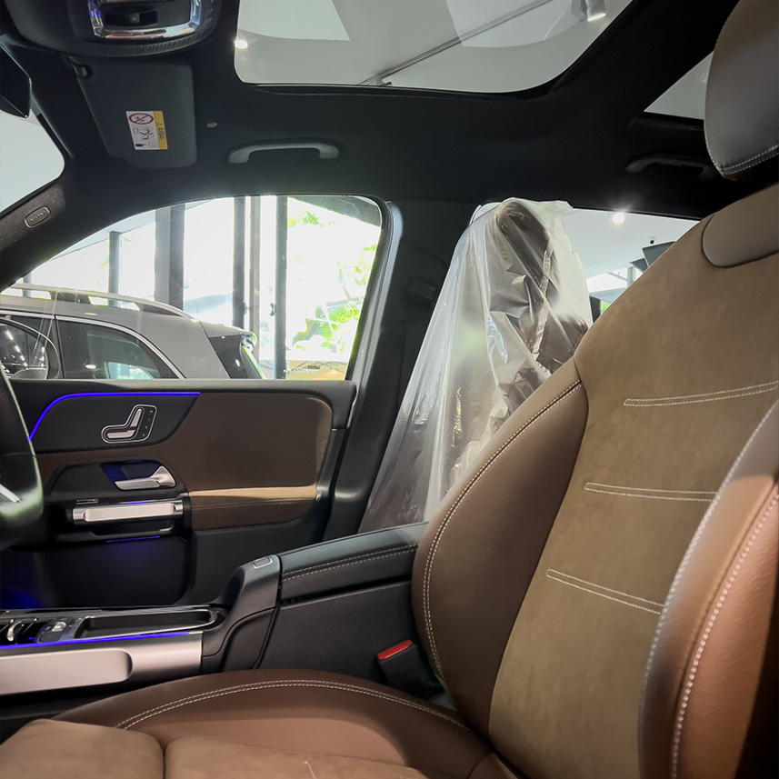 galeria-MERCEDES-BENZ-GLB-220-AMG-LINE–4MATIC-0km-2025-06