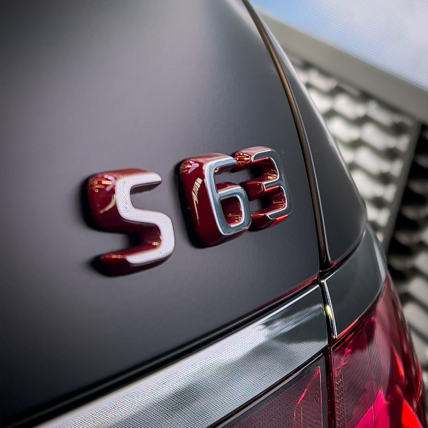 galeria-MERCEDES=BENZ-S63-AMG-EPERFORMANCE-V8-2025-0km-08