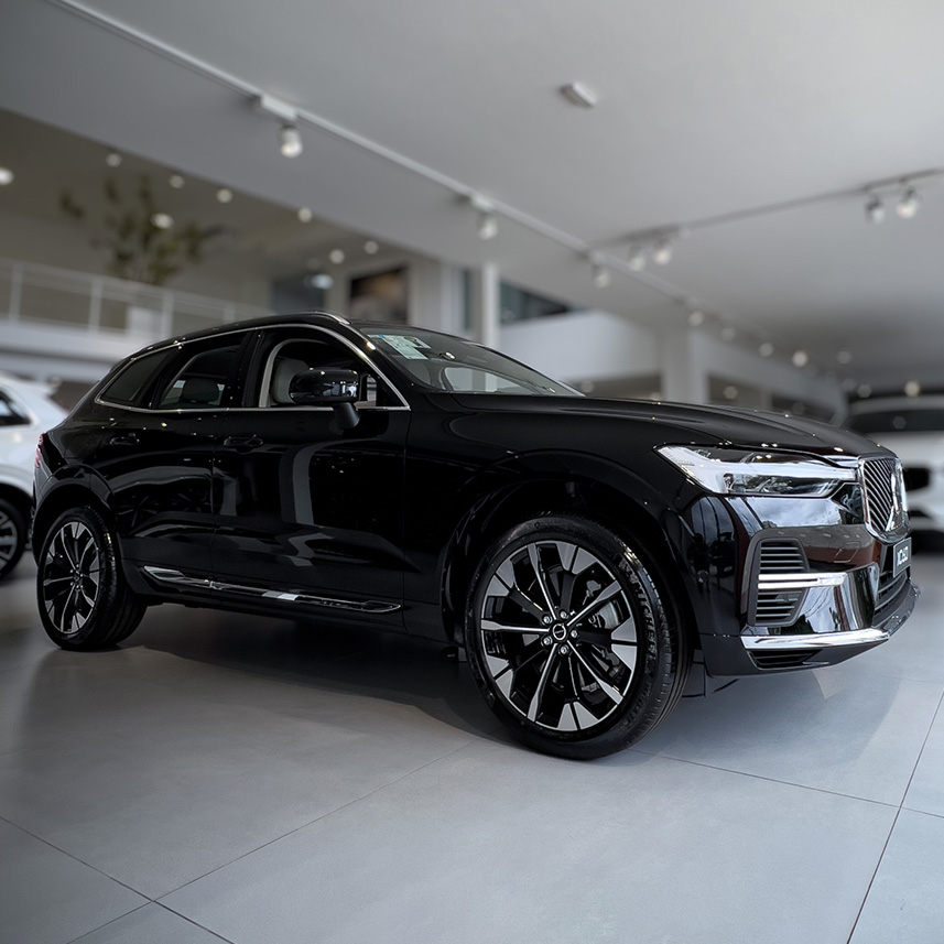 galeria-VOLVO-XC60-ULTRA-T8-2026-0km-06
