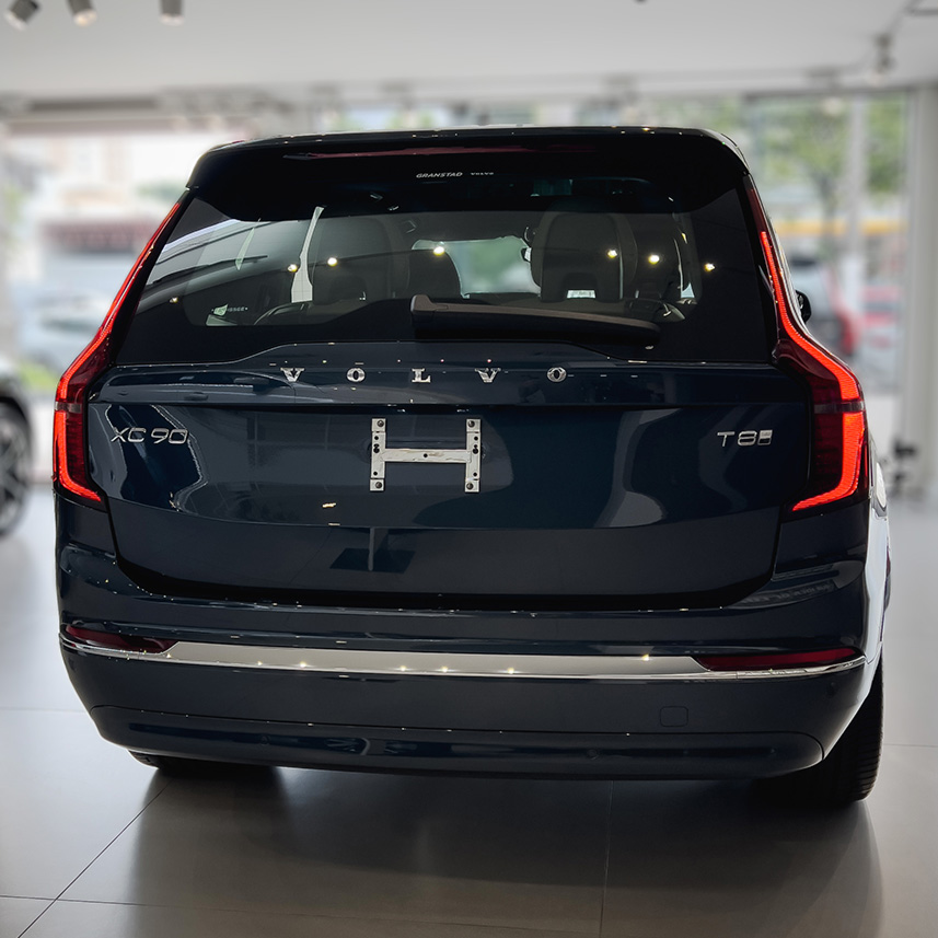 galeria-VOLVO-XC90-ULTRA-T8-2026-0km-06