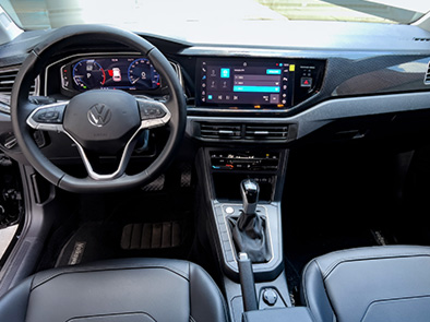 LP-AUX-img1-Volkswagen-Polo-Highline-TSI-2025