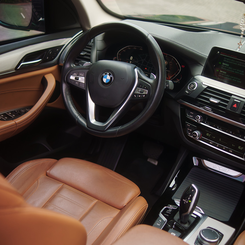 galeria-BMW-X3-xDrive20i-09